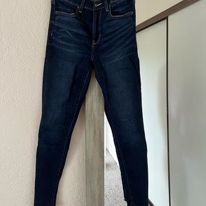 American Eagle skinny super stretch jeans size 4